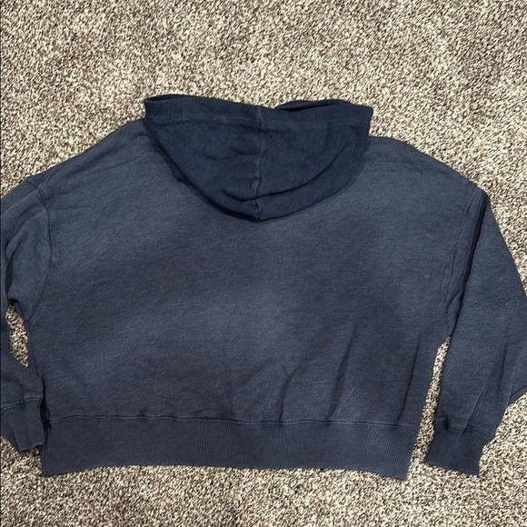 American Eagle Outfitters Blue Sweater Classic Casual Style - Picture 5 of 5